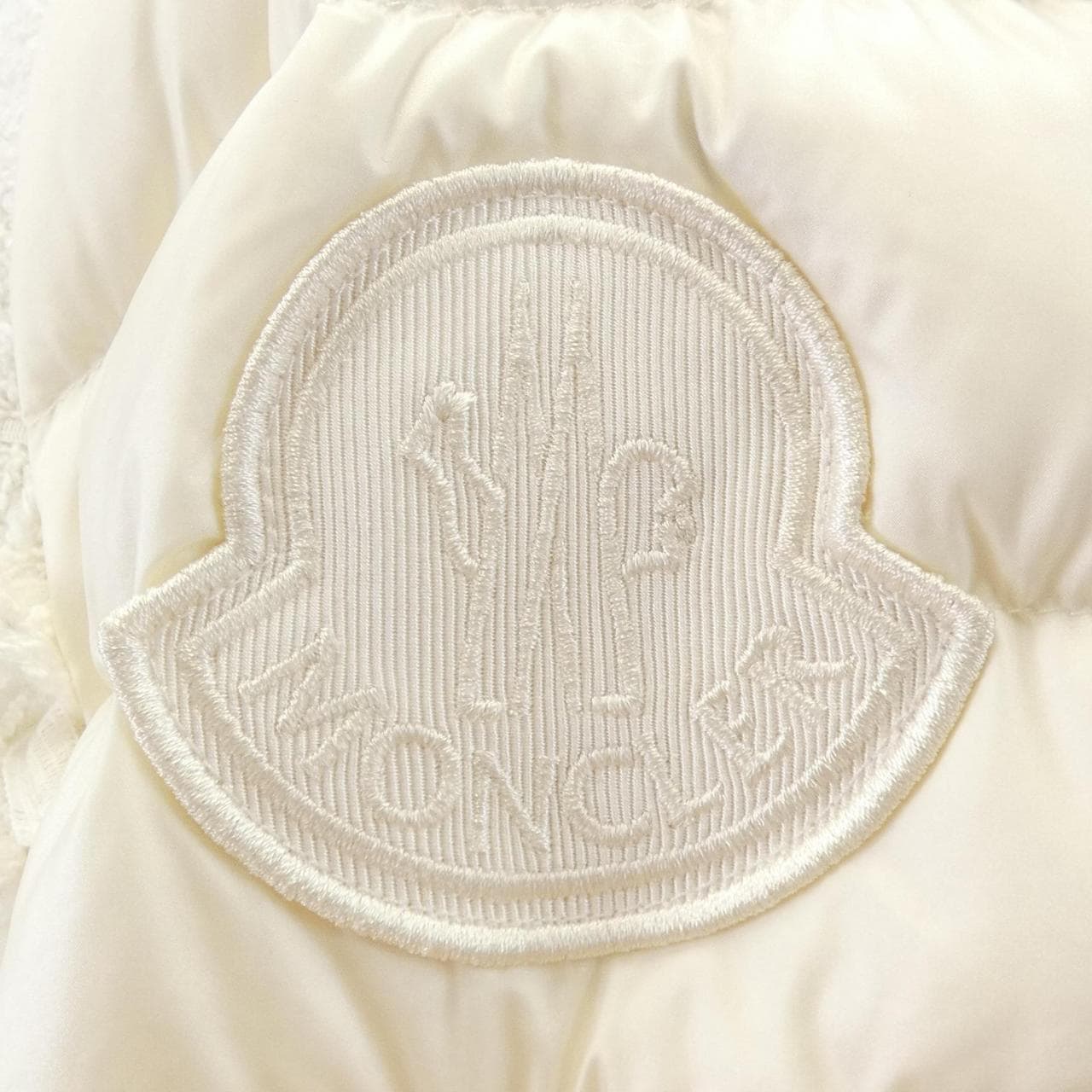 モンクレール MONCLER LUNAIRE ダウンジャケット