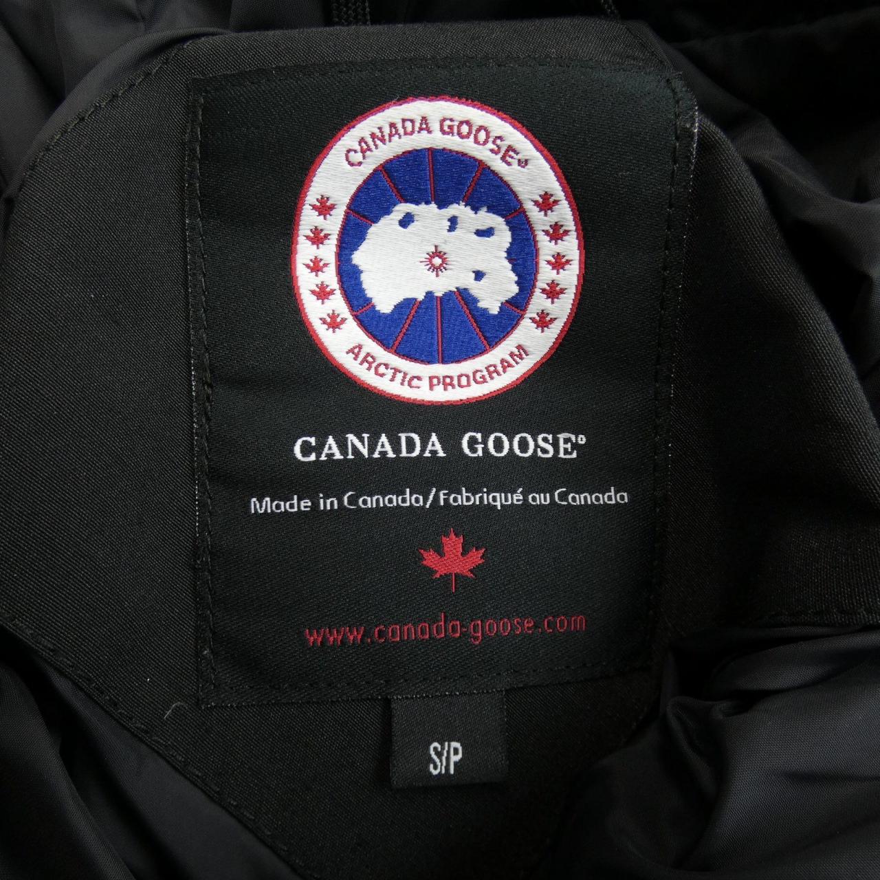 カナダグース CANADA GOOSE ダウンコート