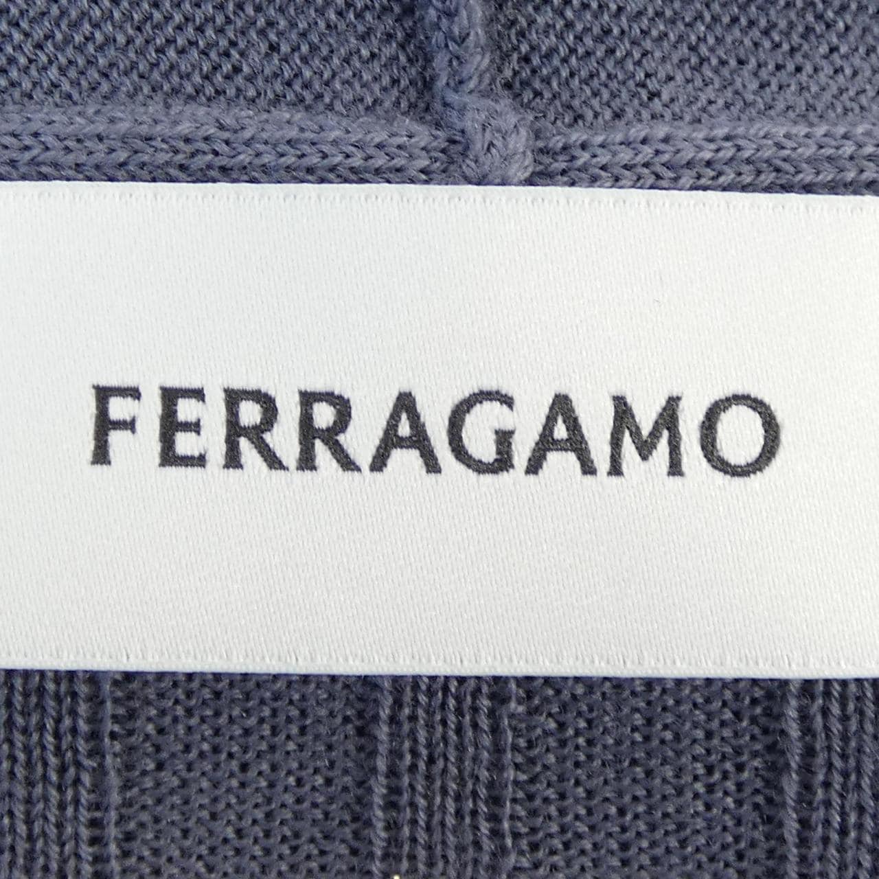 フェラガモ FERRAGAMO ニット