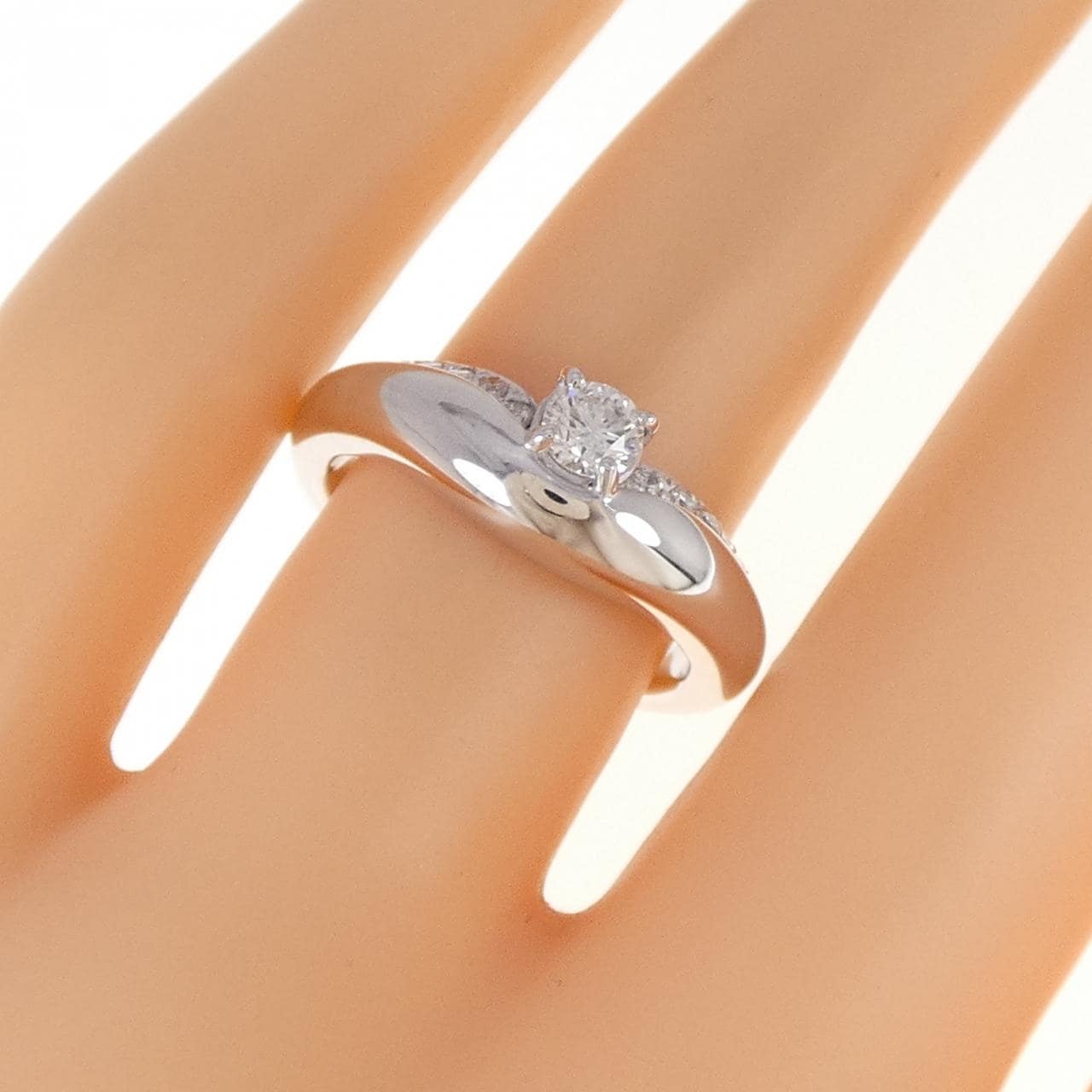 K18WG ダイヤモンド リング 0.24CT