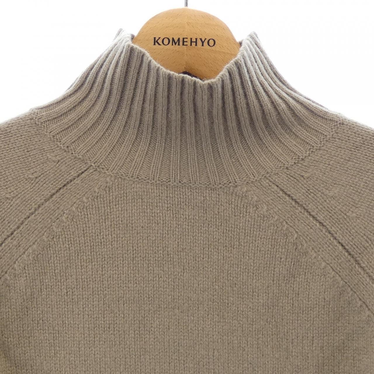 アリュード ALLUDE ニット