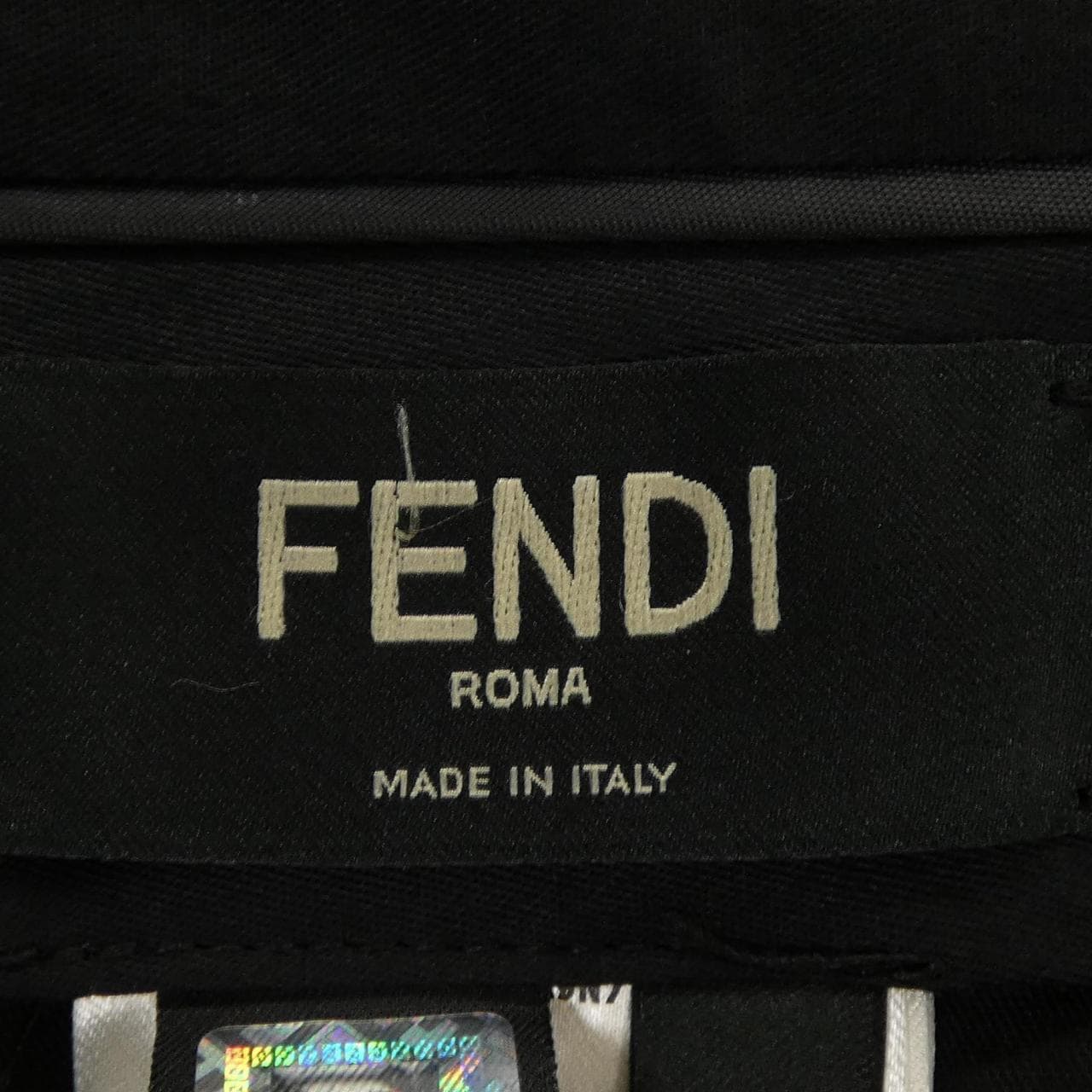 フェンディ FENDI FB0532 A9N7 パンツ