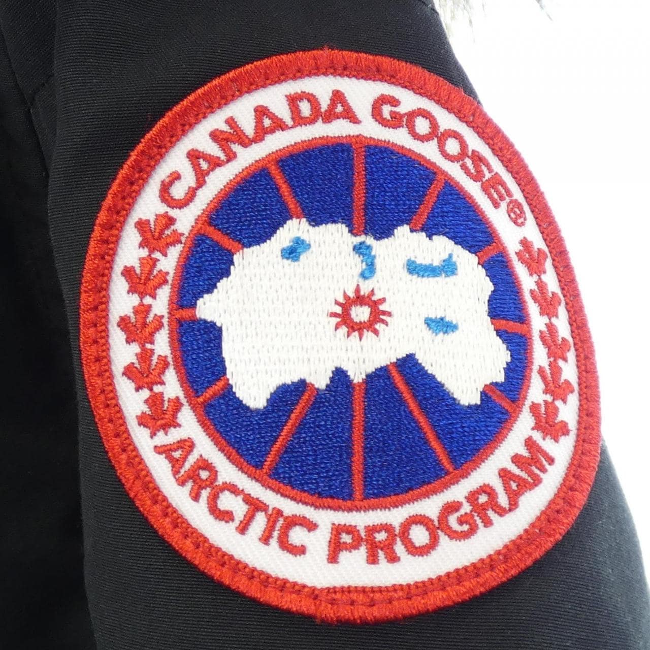 カナダグース CANADA GOOSE ダウンコート