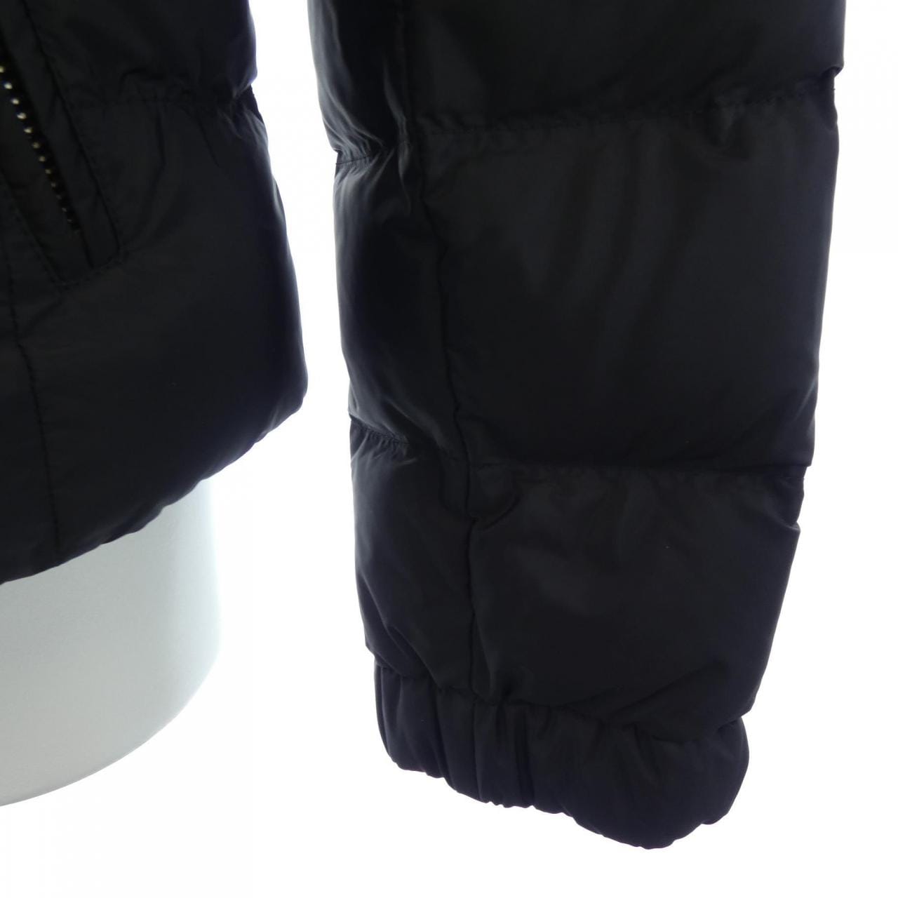 プラダ PRADA トライアングルロゴ 29Y510 R202 Q04 ダウンジャケット