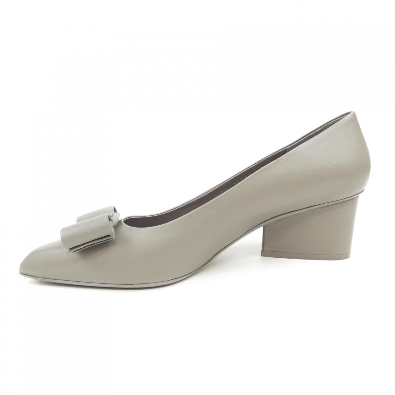 サルヴァトーレフェラガモ SALVATORE FERRAGAMO パンプス