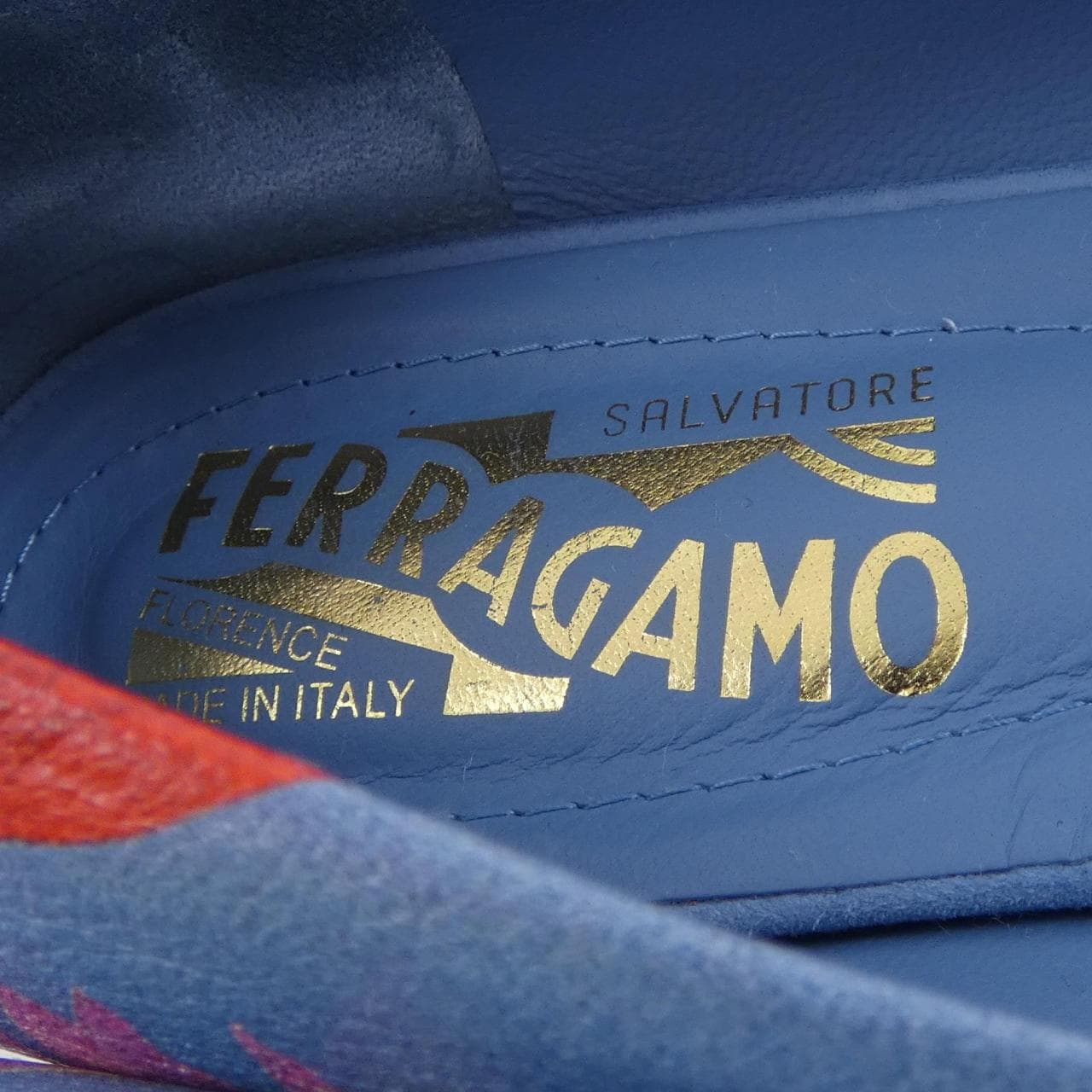サルヴァトーレフェラガモ SALVATORE FERRAGAMO フラットシューズ