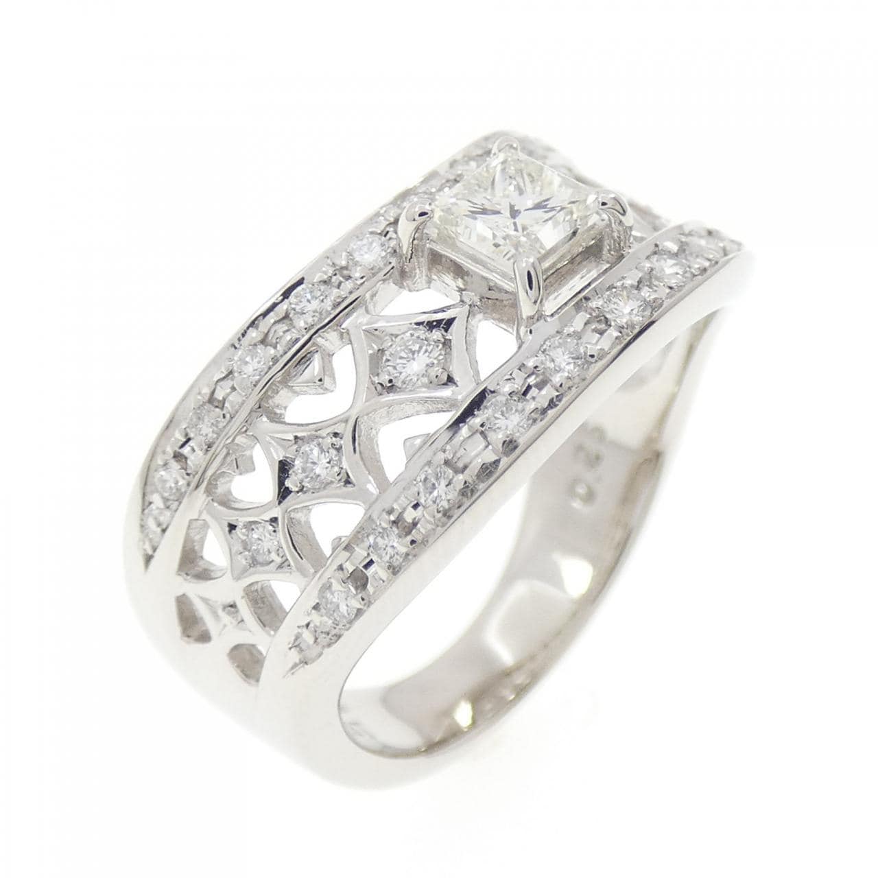 PT900 ダイヤモンド リング 0.25CT