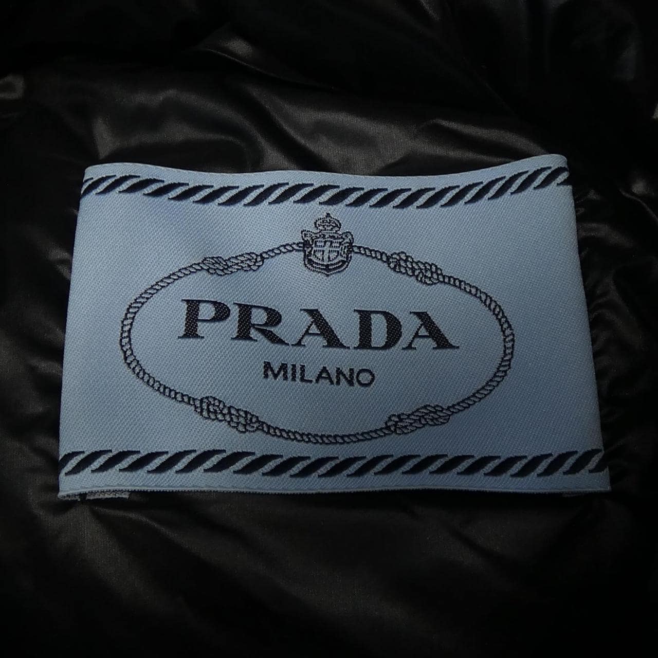 プラダ PRADA ダウンジャケット