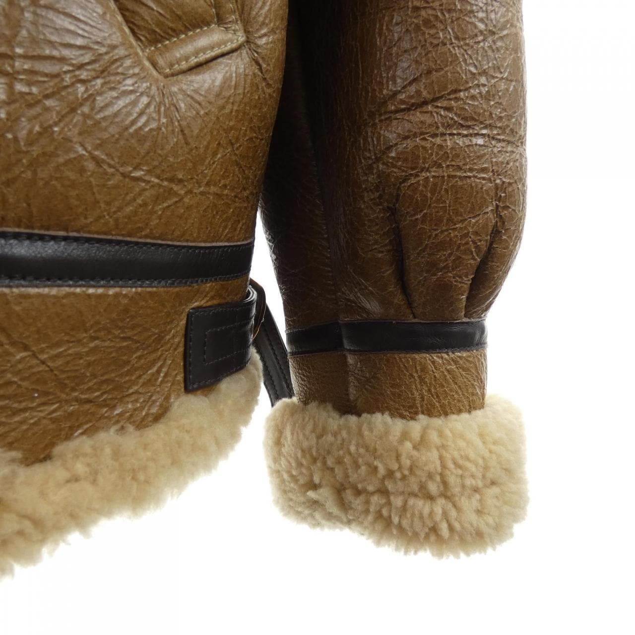 セリーヌ CELINE 2E453721G ムートンジャケット