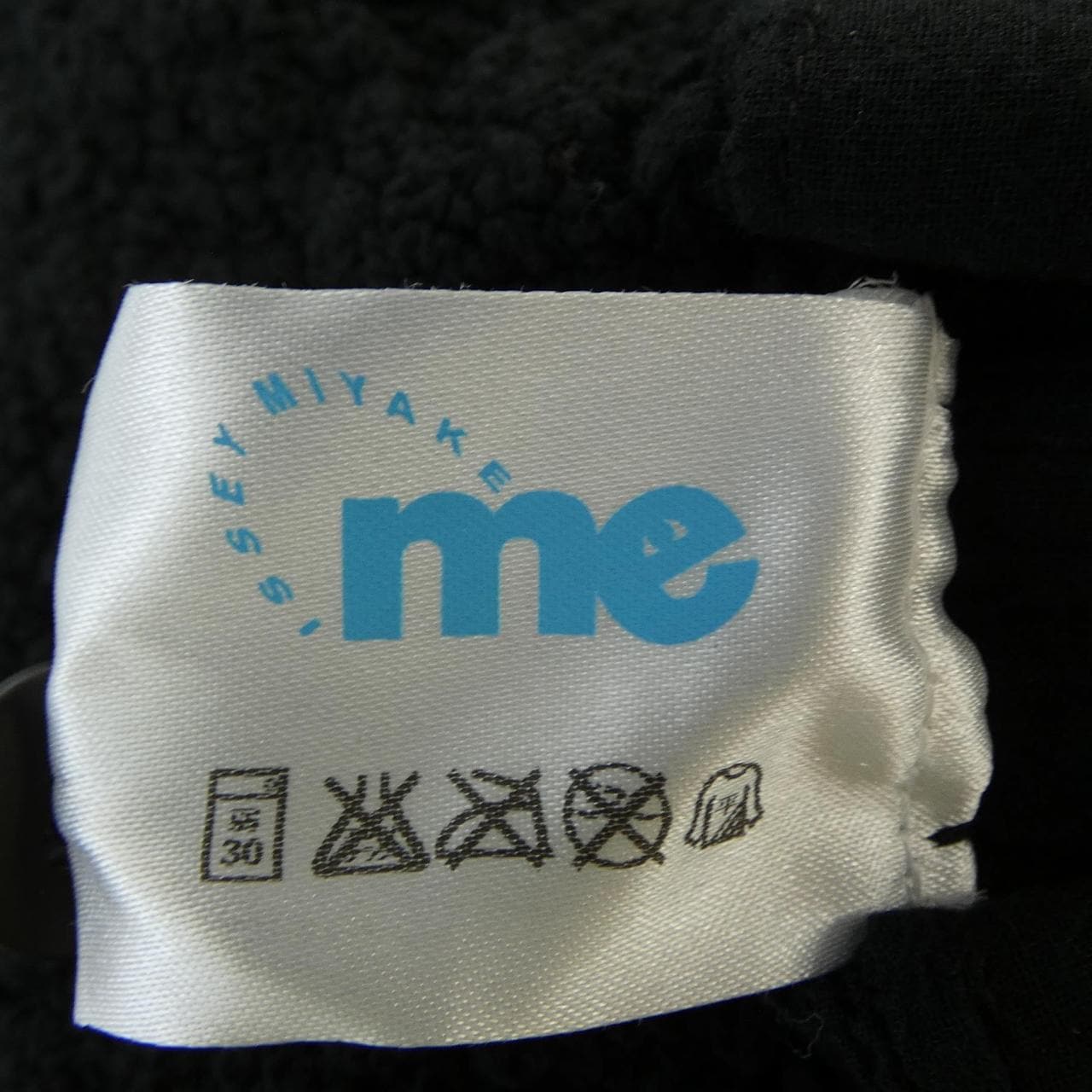 ミーイッセイミヤケ me ISSEY MIYAKE MI02FE691 トップス