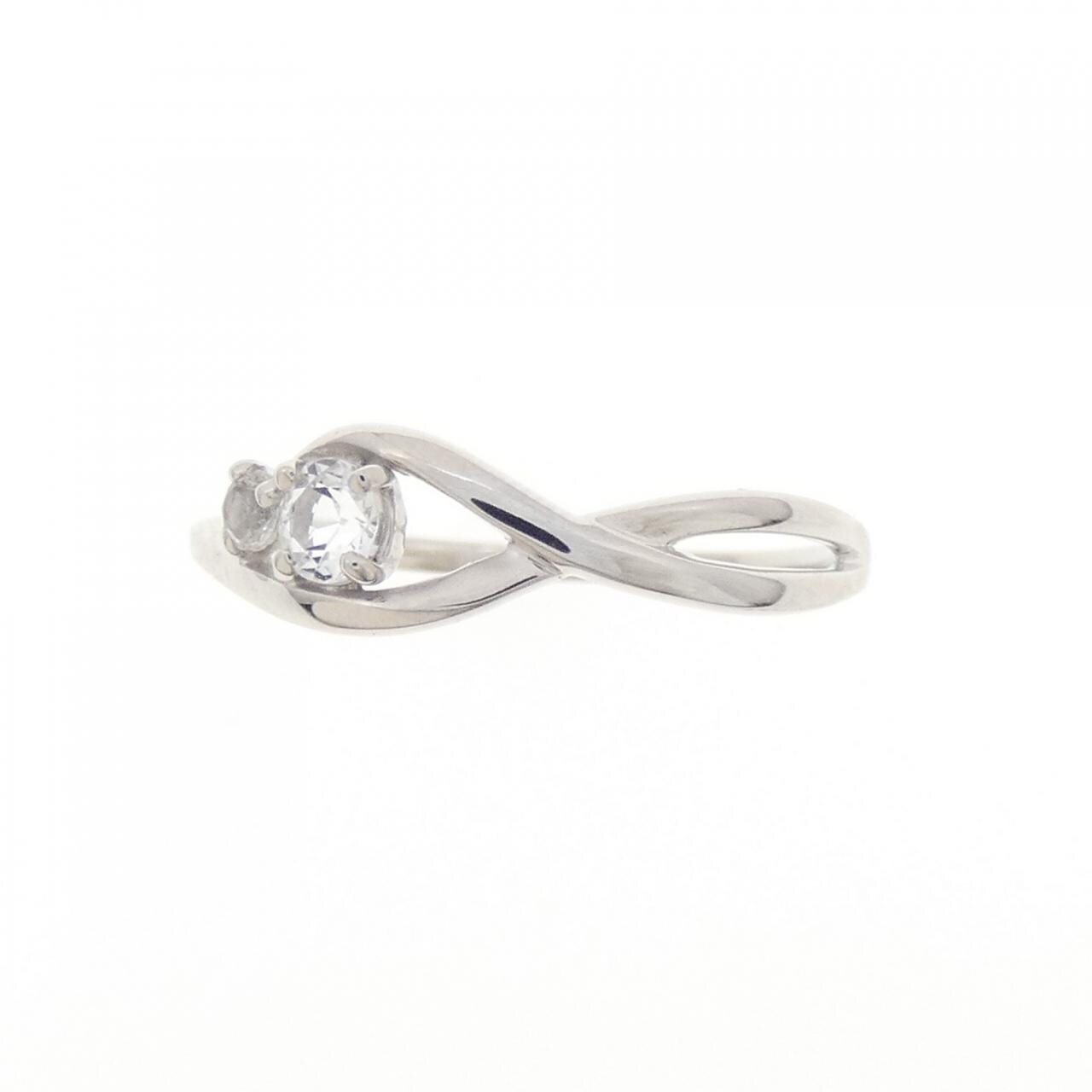 K10WG White Topaz Ring