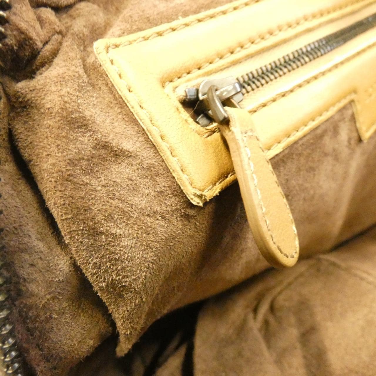 ボッテガヴェネタ 245354 V0016 ショルダーバッグ