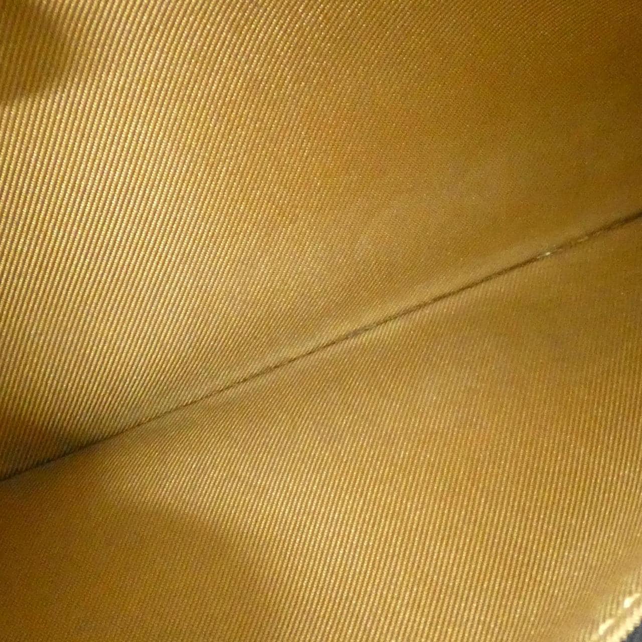 エルメス EN LIBERTE シルク イン クラシック 084387CK 財布