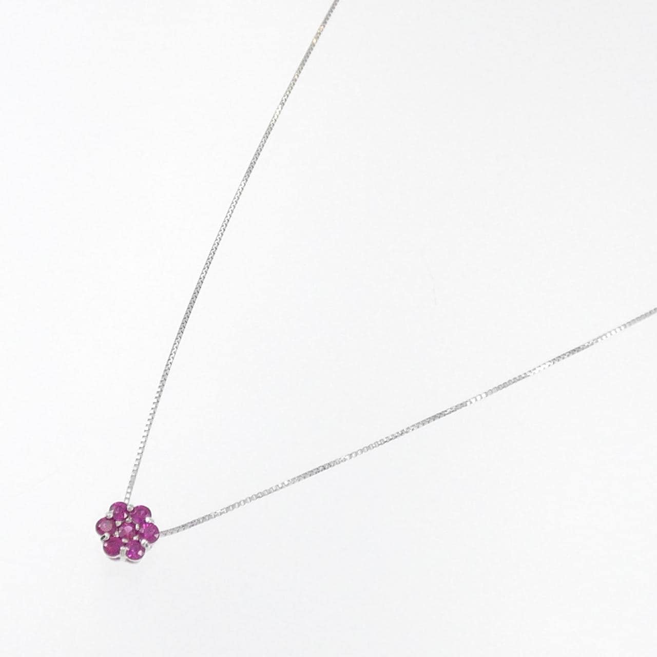 K18WG フラワー ルビー ネックレス 0.20CT