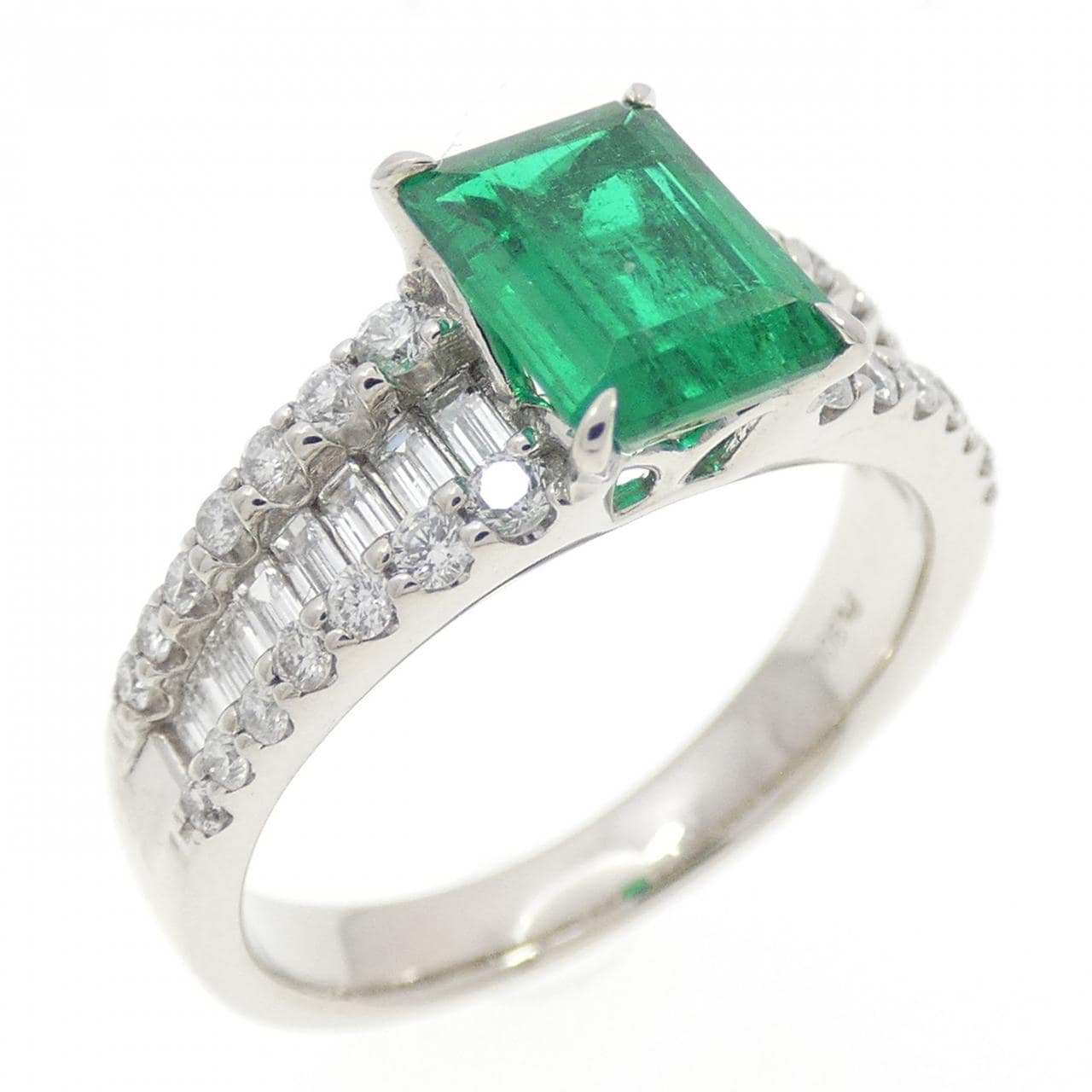 PT900 エメラルド リング 1.11CT