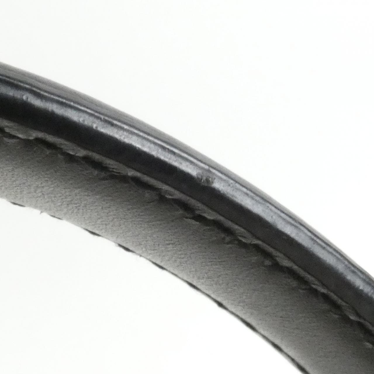 グッチ シルヴィ 470270 D4ZAG バッグ