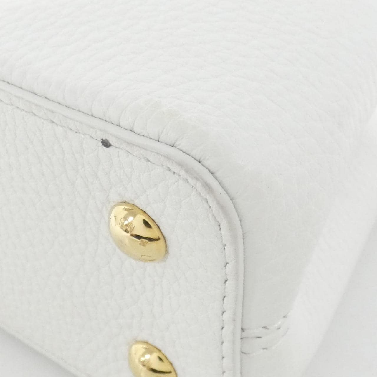 ルイヴィトン カプシーヌ MINI M24733 バッグ