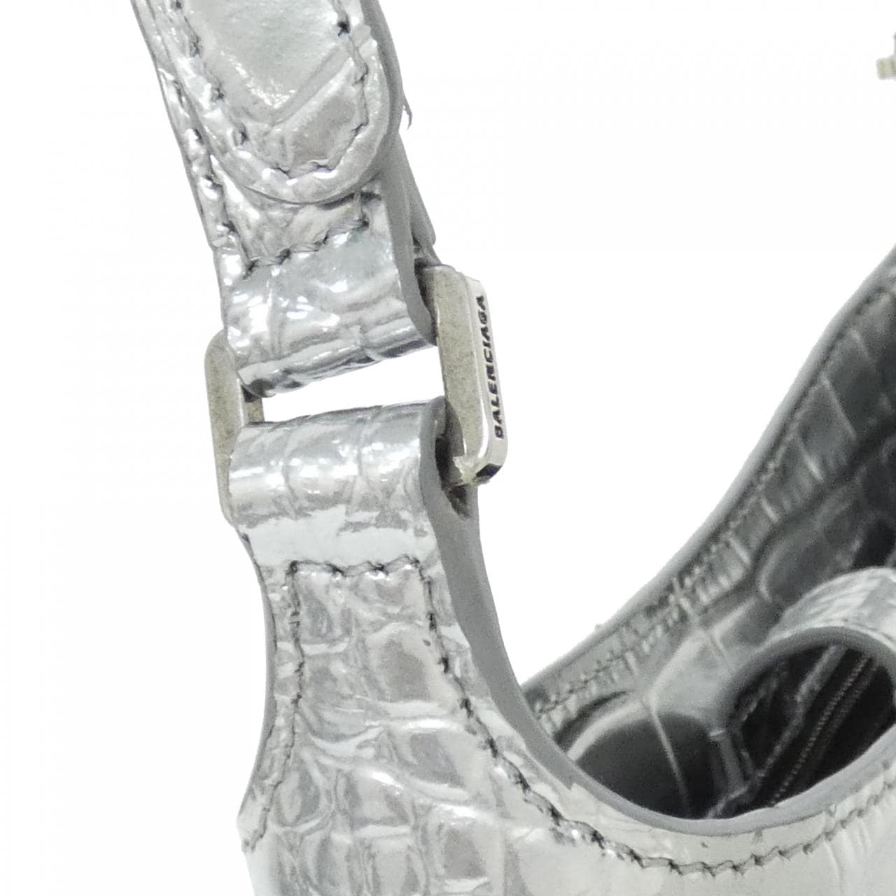 バレンシアガ 695589 2109E ショルダーバッグ