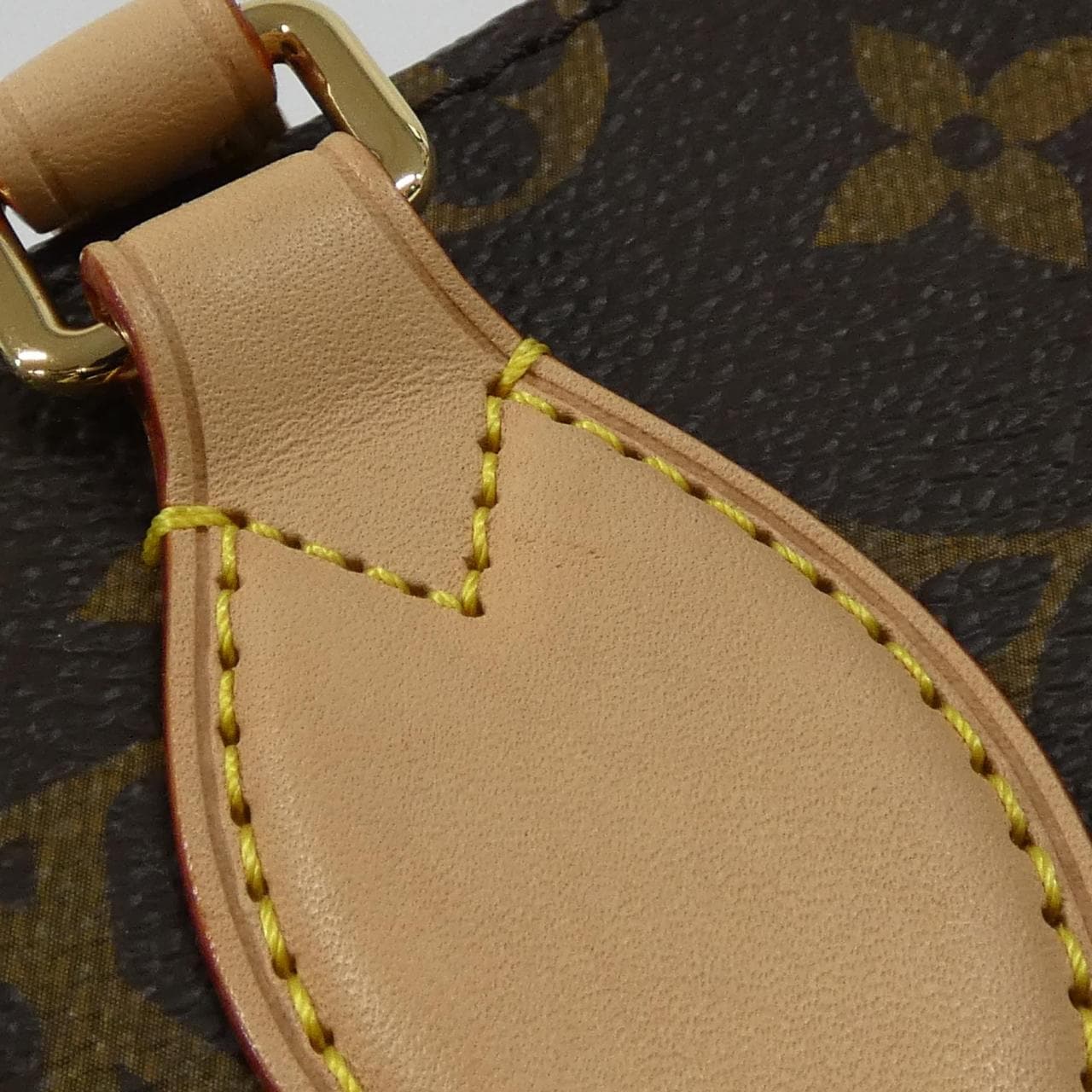 ルイヴィトン モノグラム オンザゴー モン モノグラム PM P01900 バッグ