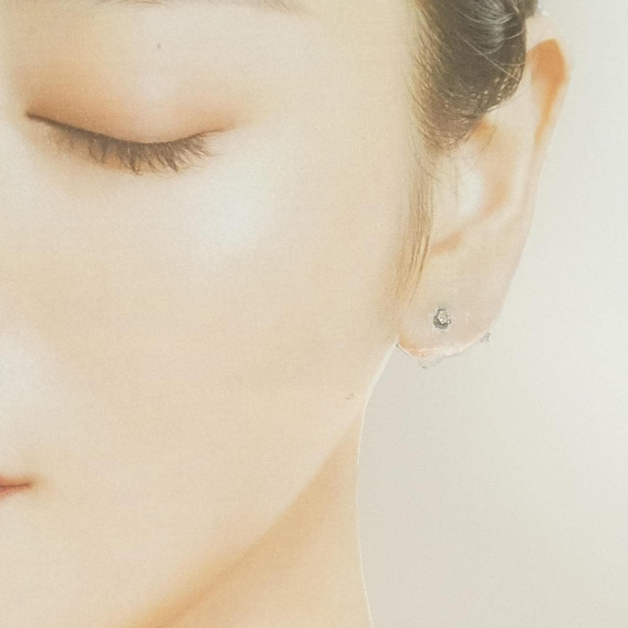 PT900 ソリティア ダイヤモンド ピアス 0.12CT