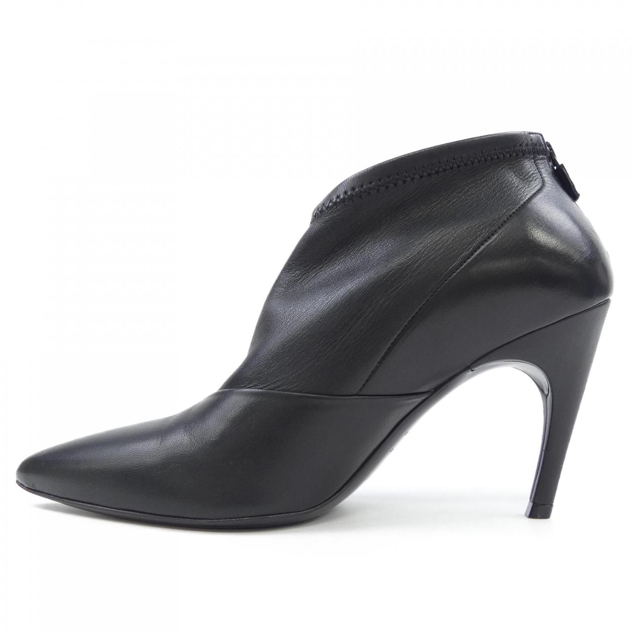 ロジェヴィヴィエ ROGER VIVIER ブーツ