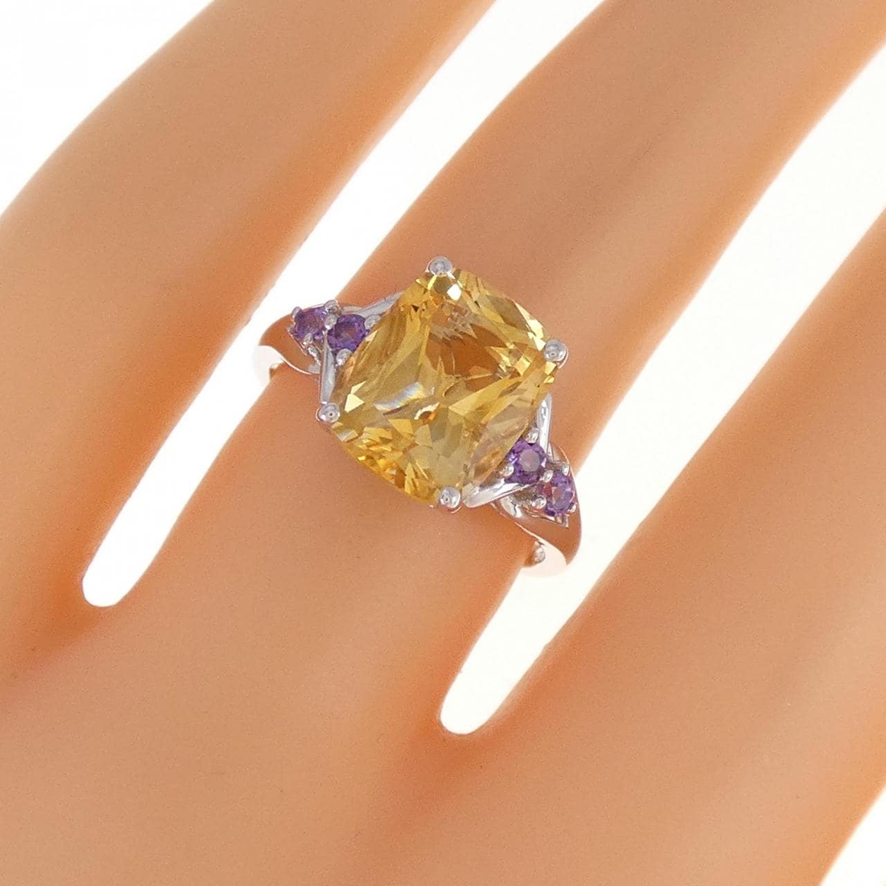 K18WG Citrine Ring