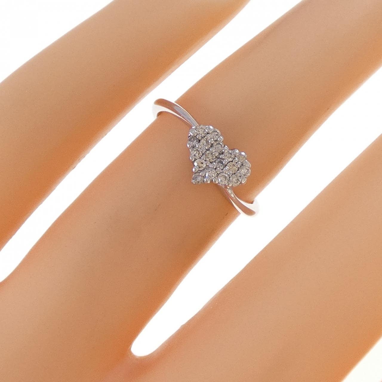 K18WG ハート ダイヤモンド リング 0.14CT