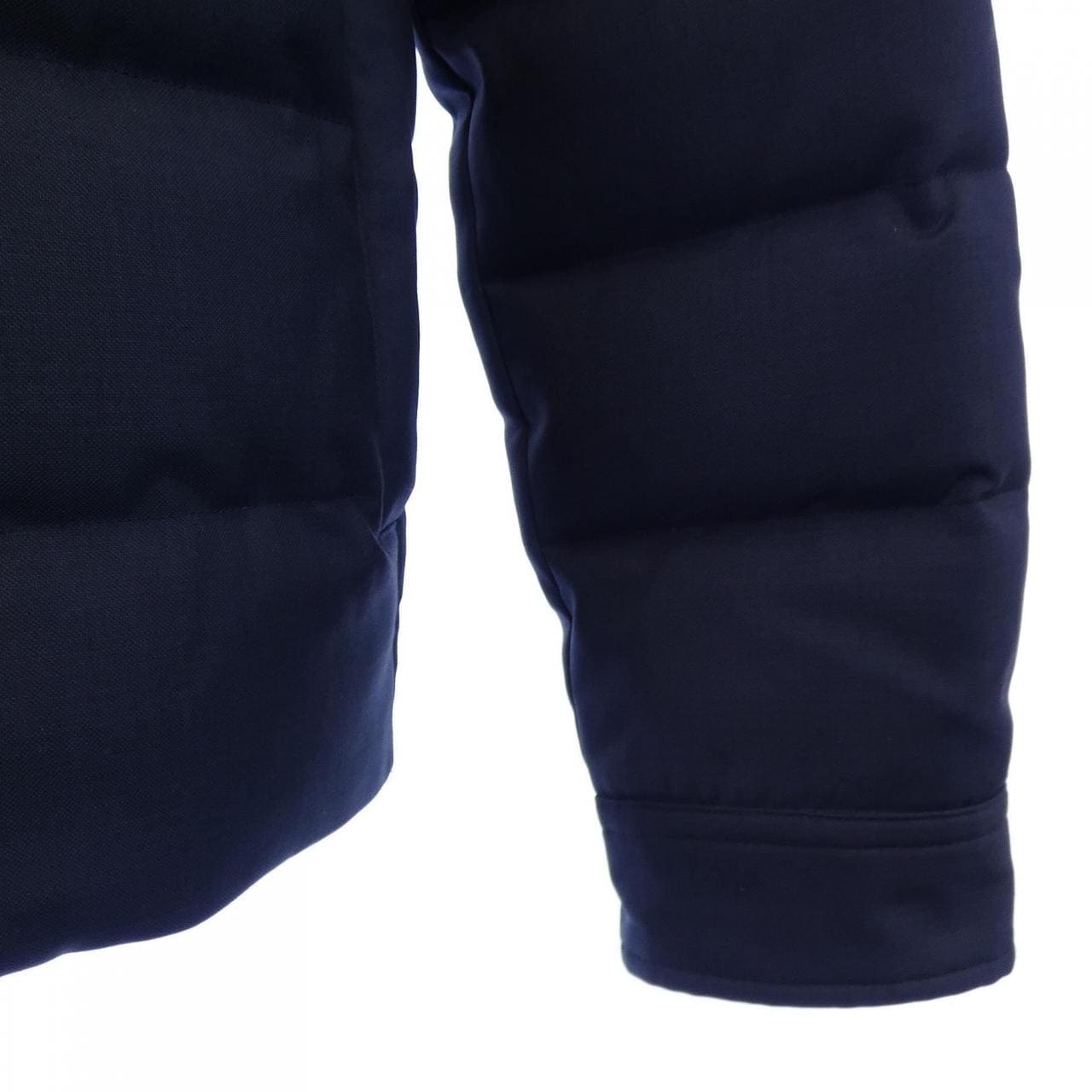 モンクレールガムブルー MONCLER GAMMEBLEU 23914035100 ダウンジャケット