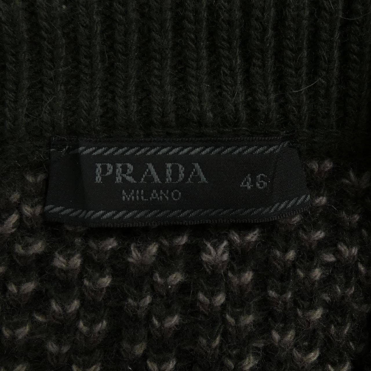 プラダ PRADA トライアングルロゴ UMB392 S222 14RF ニット