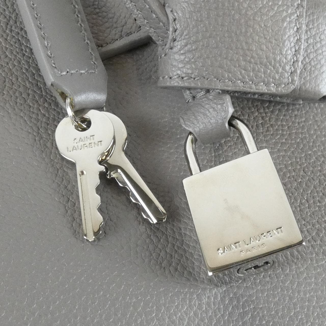 サンローラン ベイビー サック ド ジュール 421863 B681N バッグ