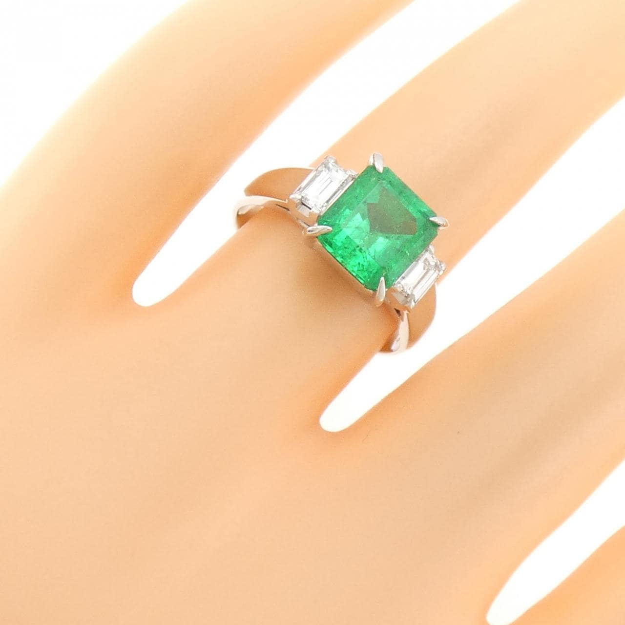 PT900翡翠戒指2.25CT