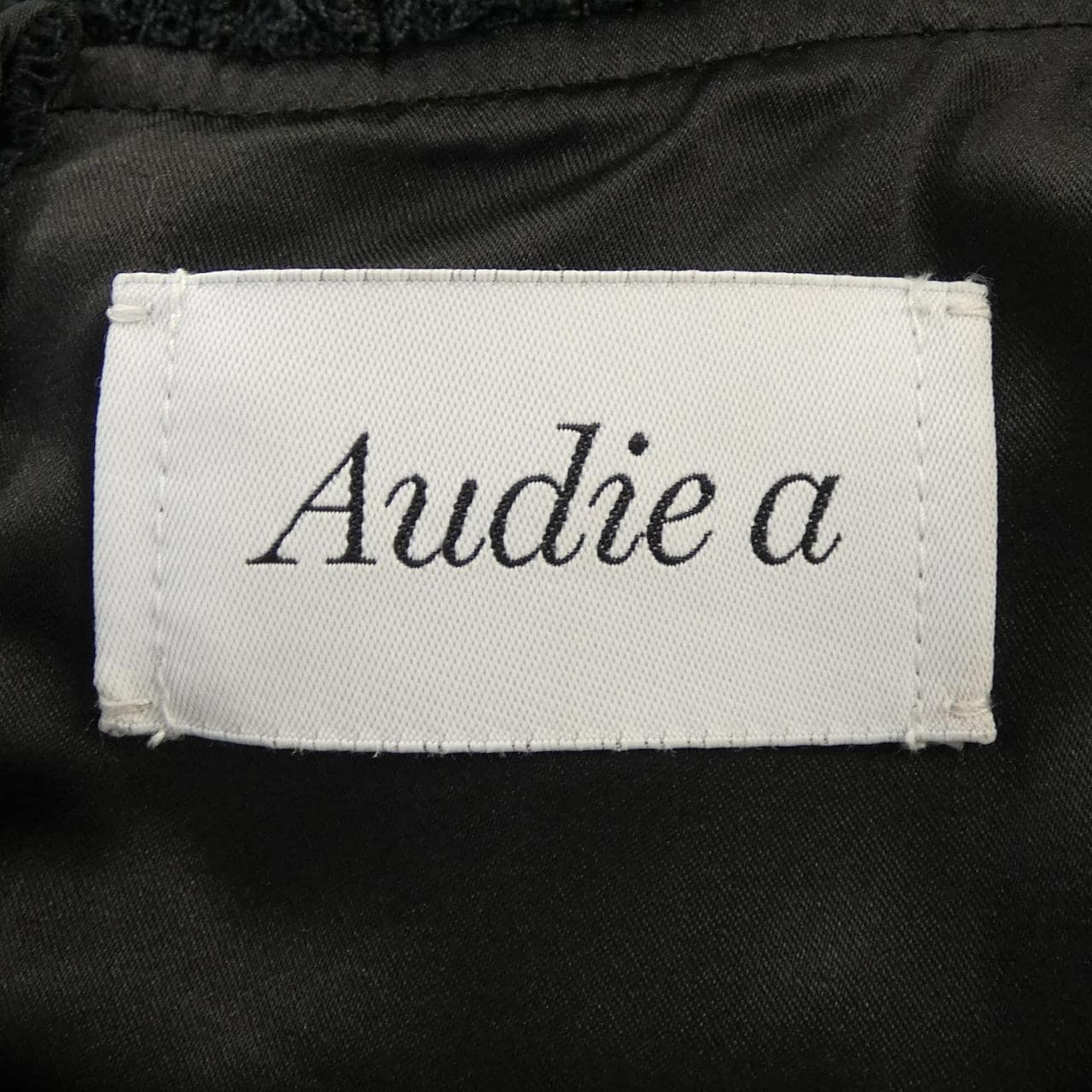 AUDIE A 83011-403 ワンピース