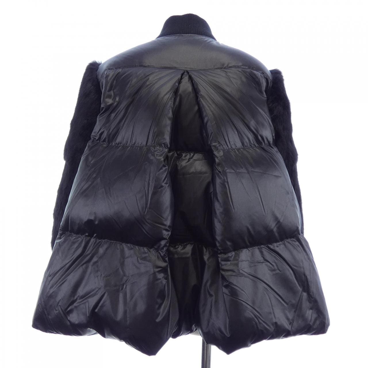 サカイ SACAI 13-01839 ダウンジャケット