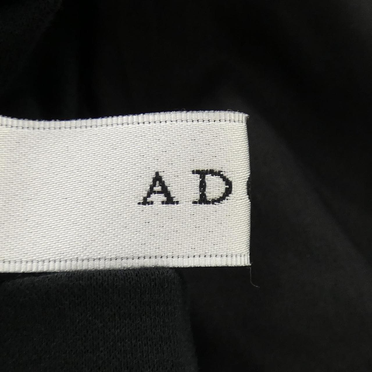 アドーア ADORE トップス