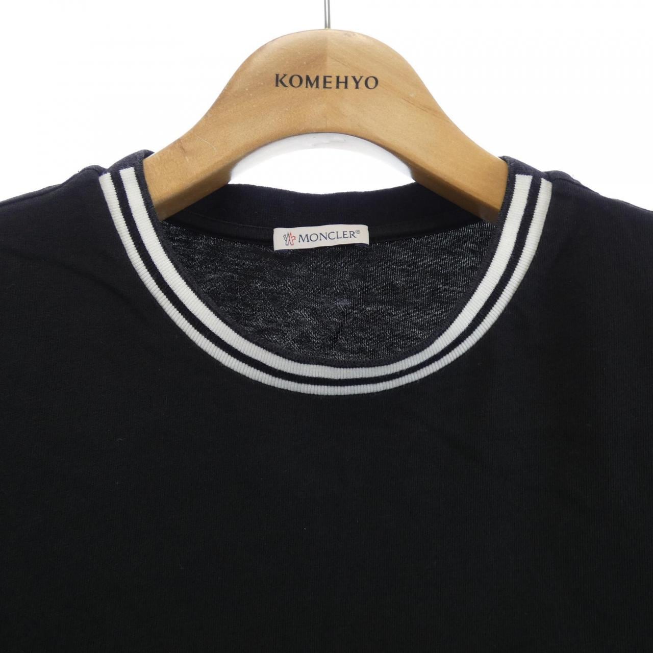 モンクレール MONCLER 10918C71700 Tシャツ