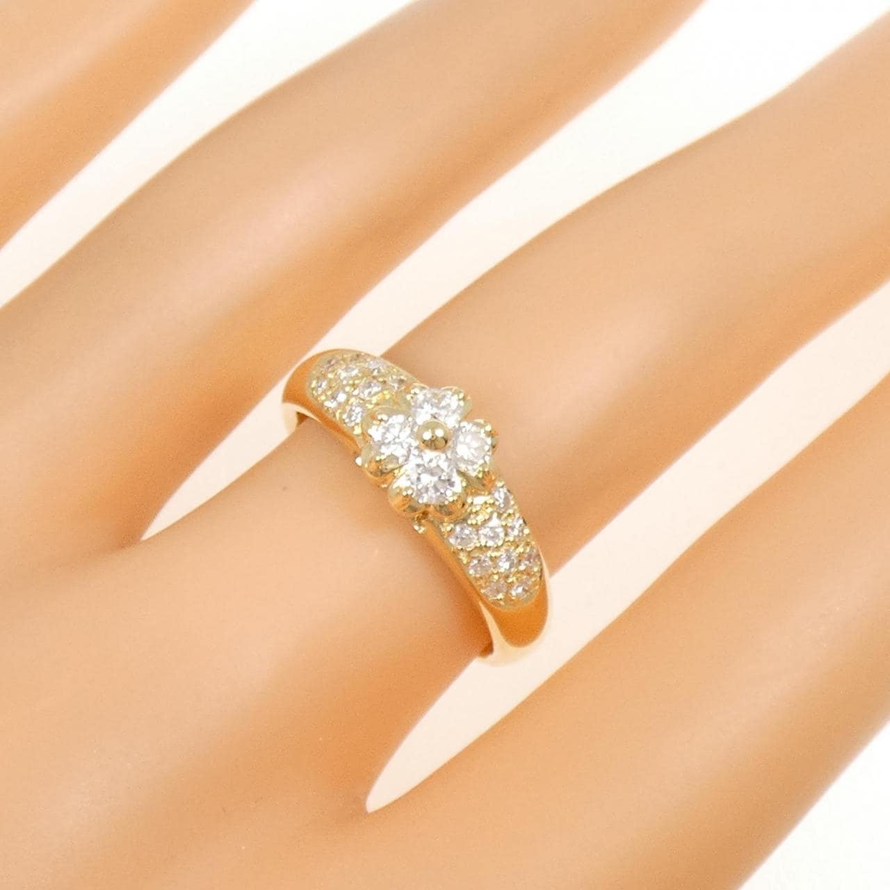 K18YG フラワーダイヤモンド リング 0.51CT