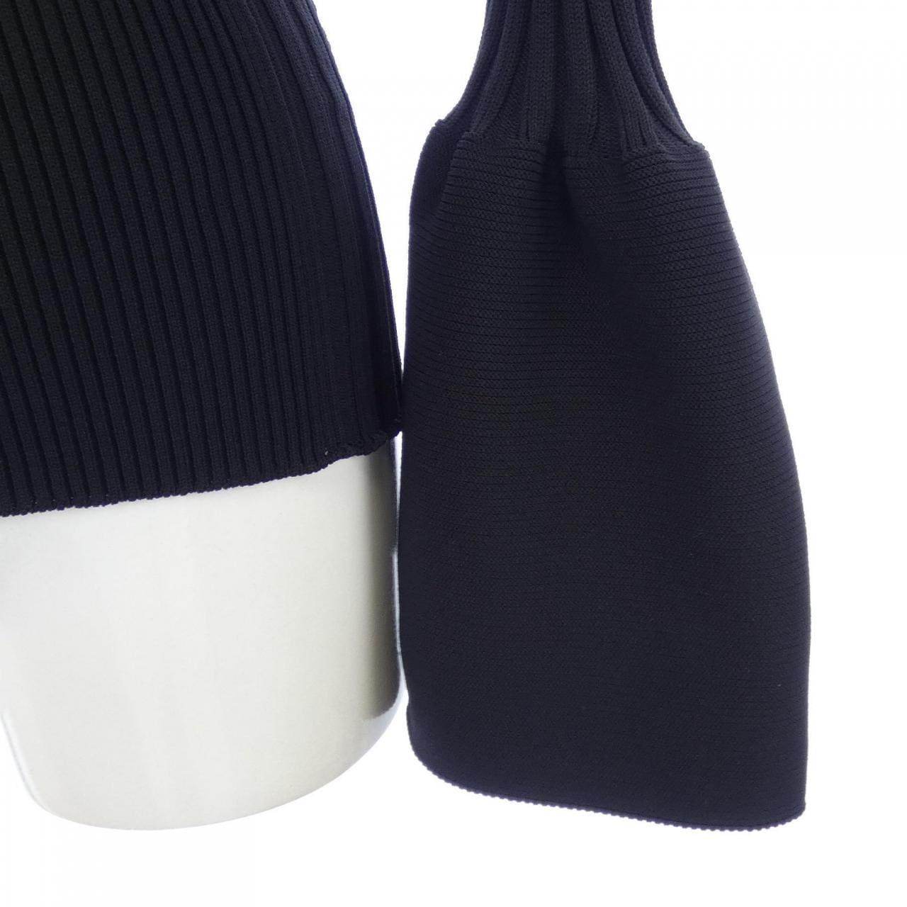 シーエフシーエル CFCL トップス