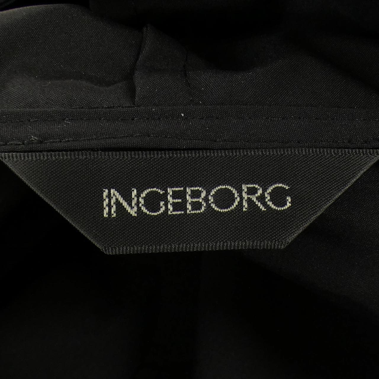 インゲボルグ INGEBORG ブルゾン