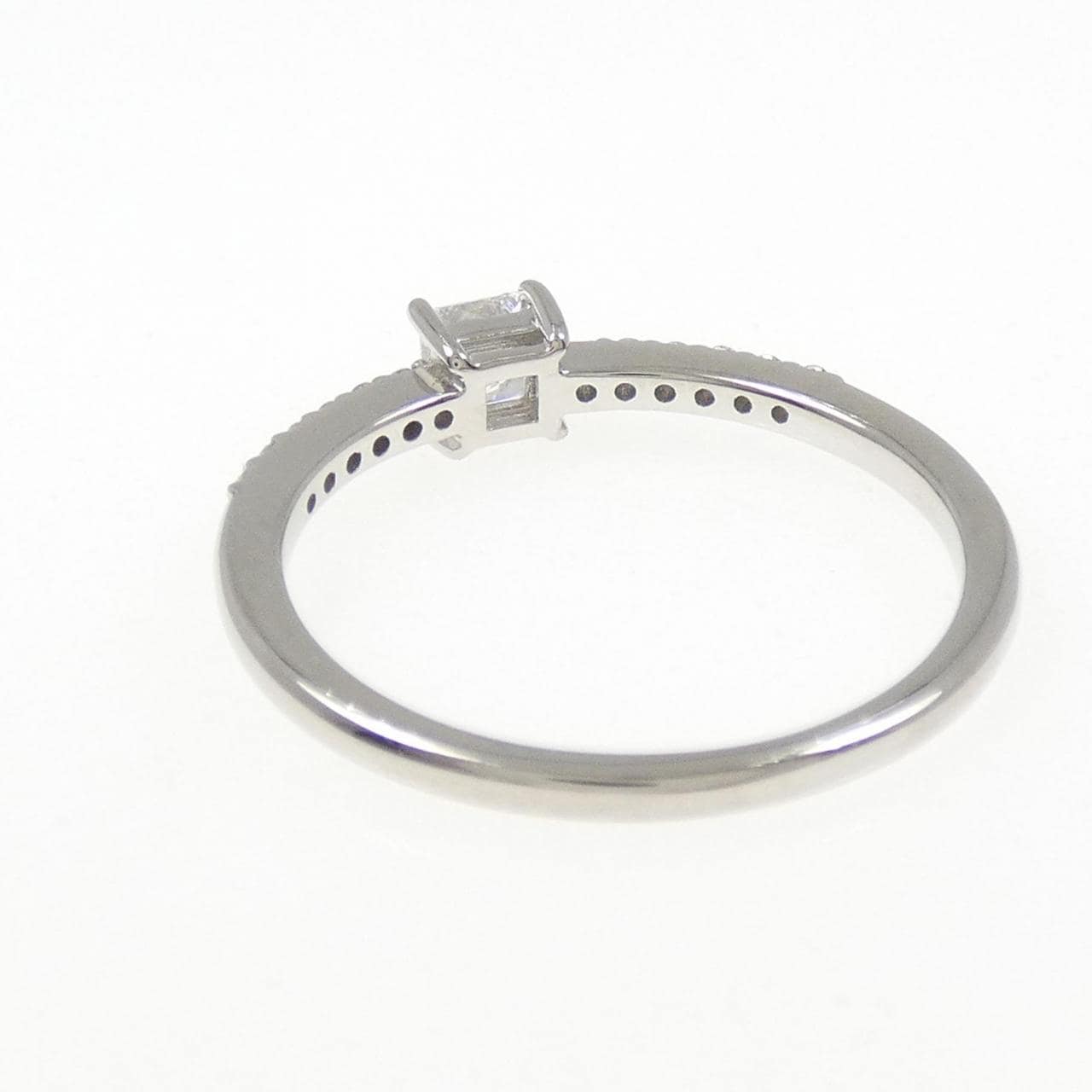 PT950 ダイヤモンド リング 0.30CT D VS2 ファンシーカット