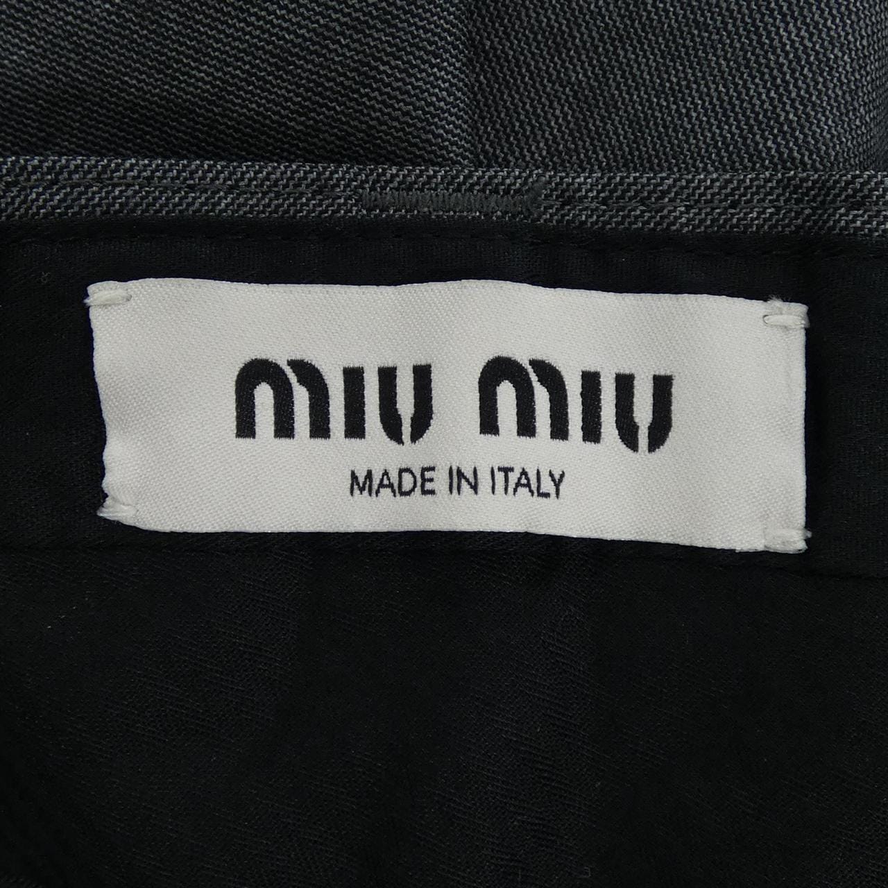 ミュウミュウ MIU MIU MP1627 S231 11RF ショートパンツ