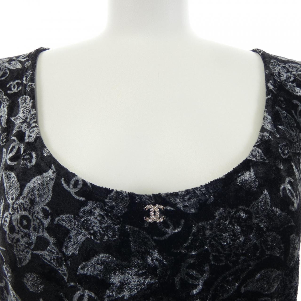 シャネル CHANEL LOOK3 P78132V70115 トップス