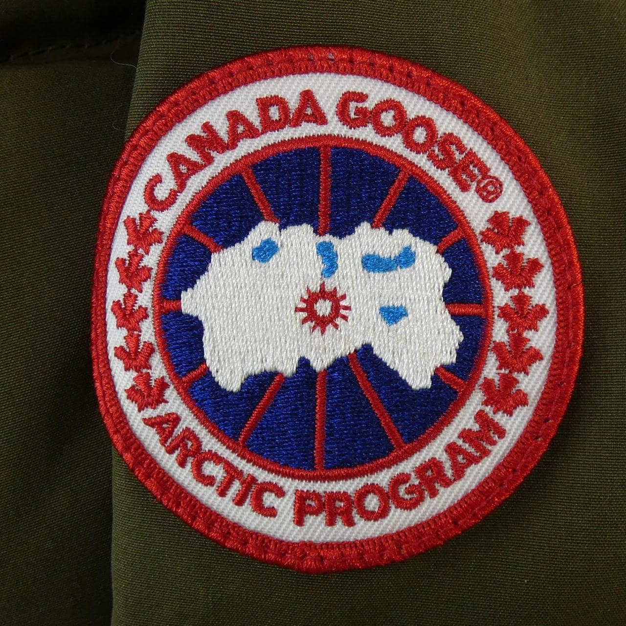 カナダグース CANADA GOOSE ダウンジャケット