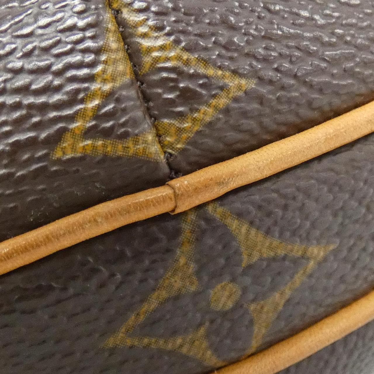 LOUIS VUITTON Monogram Pochette Croissant M51510 单肩包