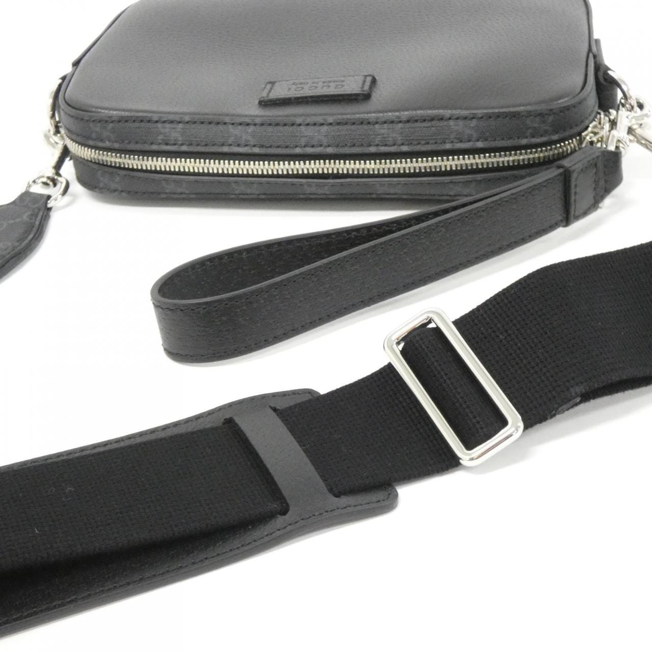 【新品】グッチ 795465 FADJK ショルダーバッグ