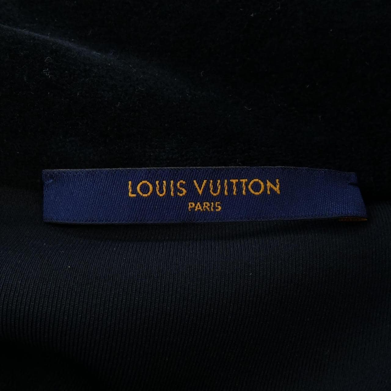 LOUIS VUITTON tops