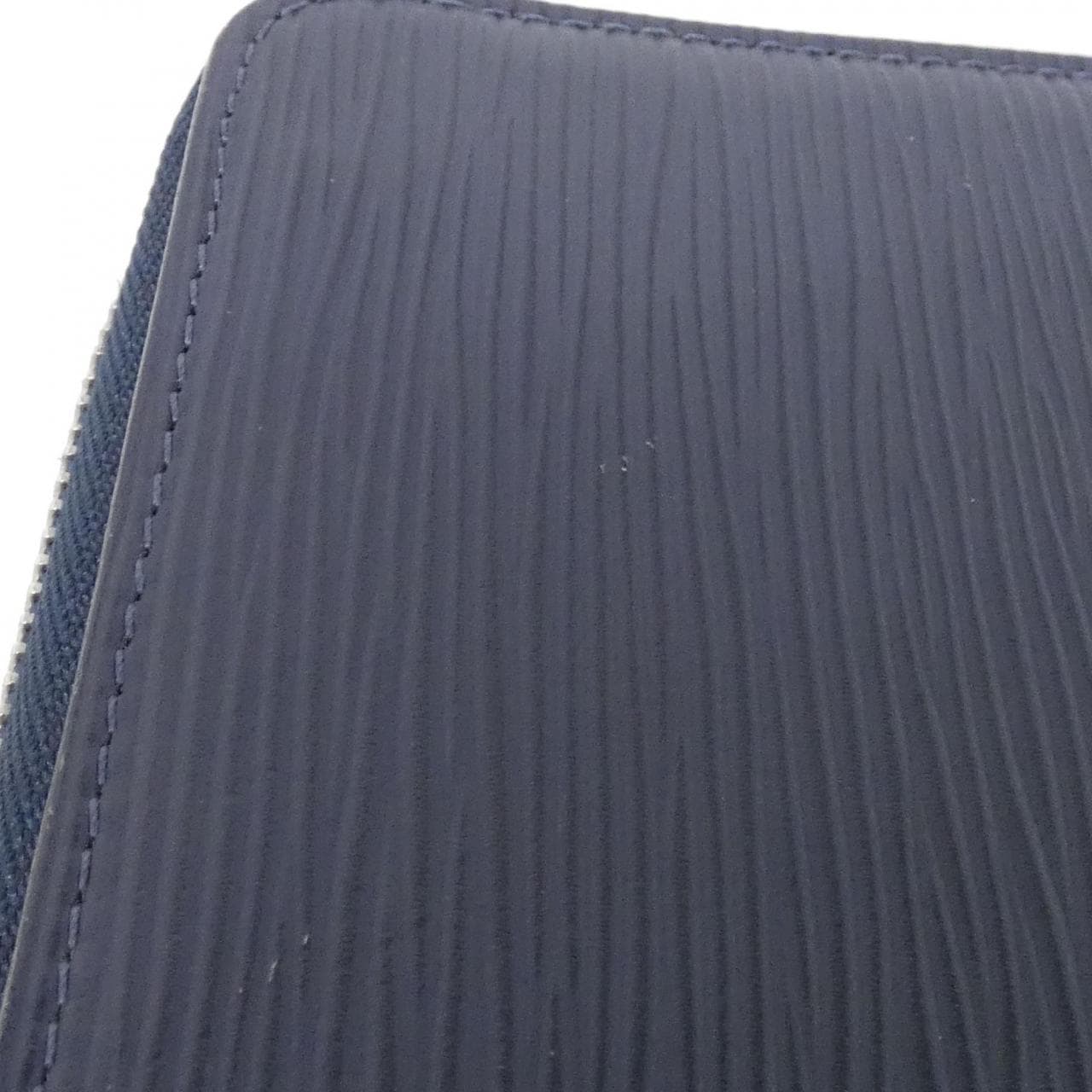 ルイヴィトン エピ ジッピー オーガナイザー M62644 財布