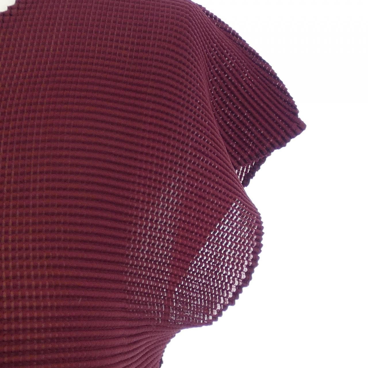 ミーイッセイミヤケ me ISSEY MIYAKE トップス