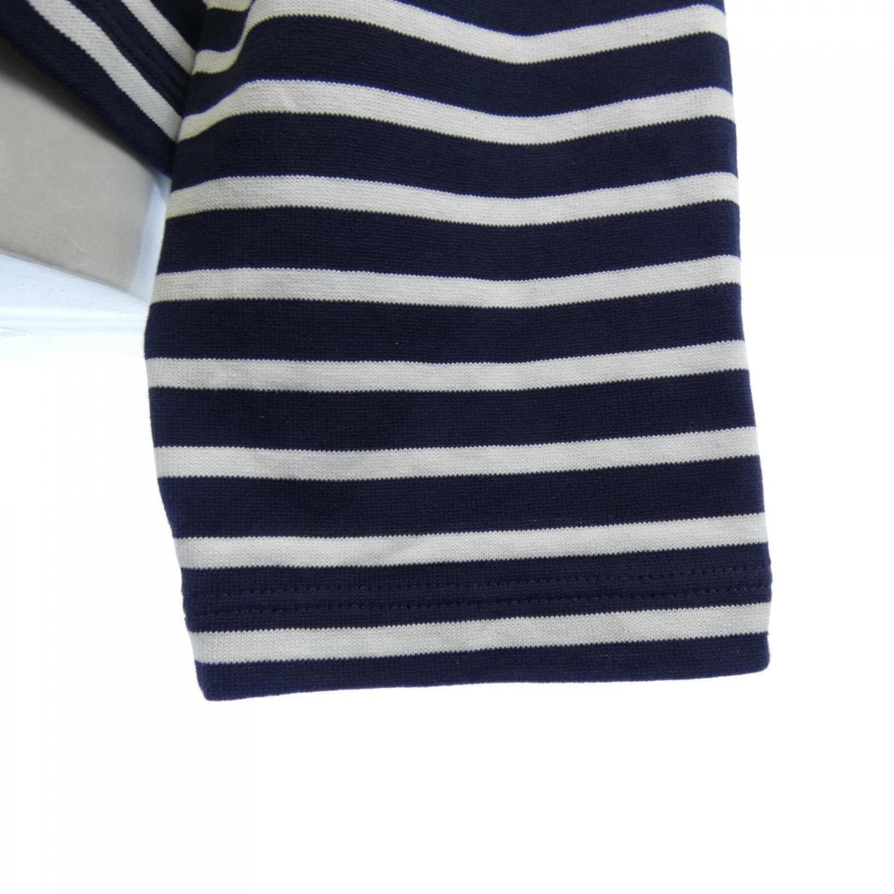 セリーヌ CELINE トリオンフ TRIOMPHE 2X43M879Y Tシャツ