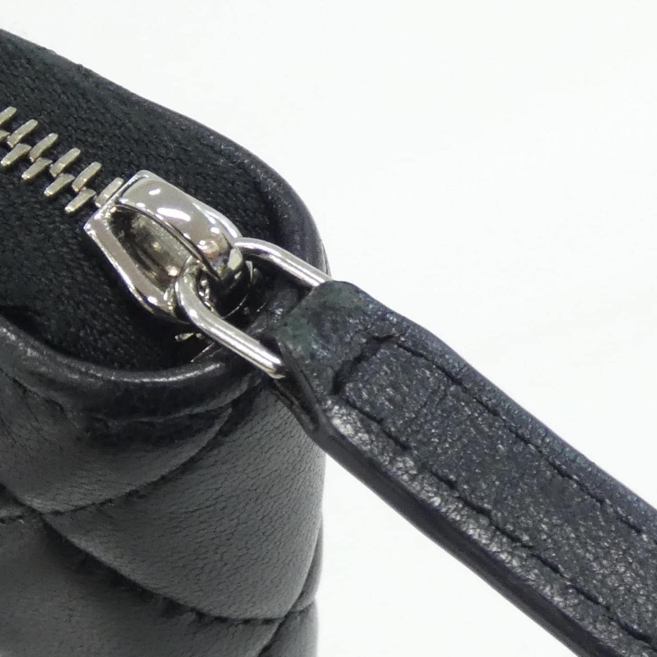 シャネル タイムレスクラシック ライン AP0242 財布