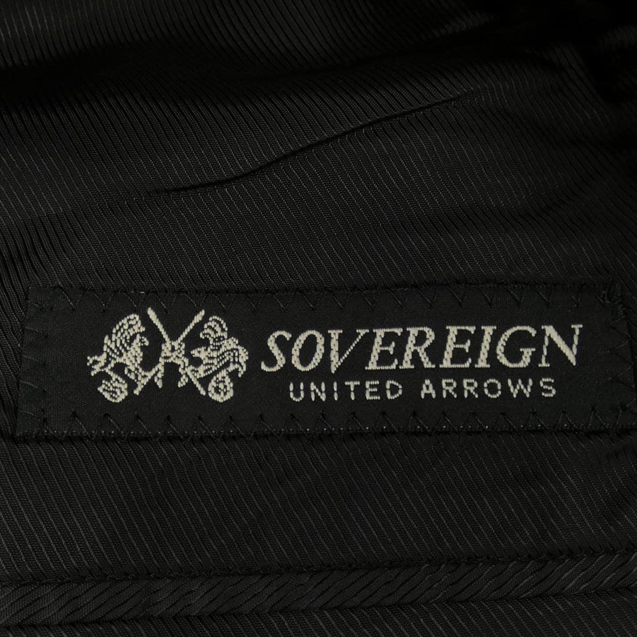 ソブリン sovereign スーツ